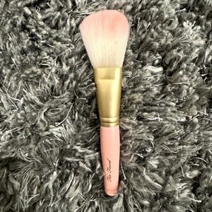 Too Faced Blush Makeup Brush​​​​